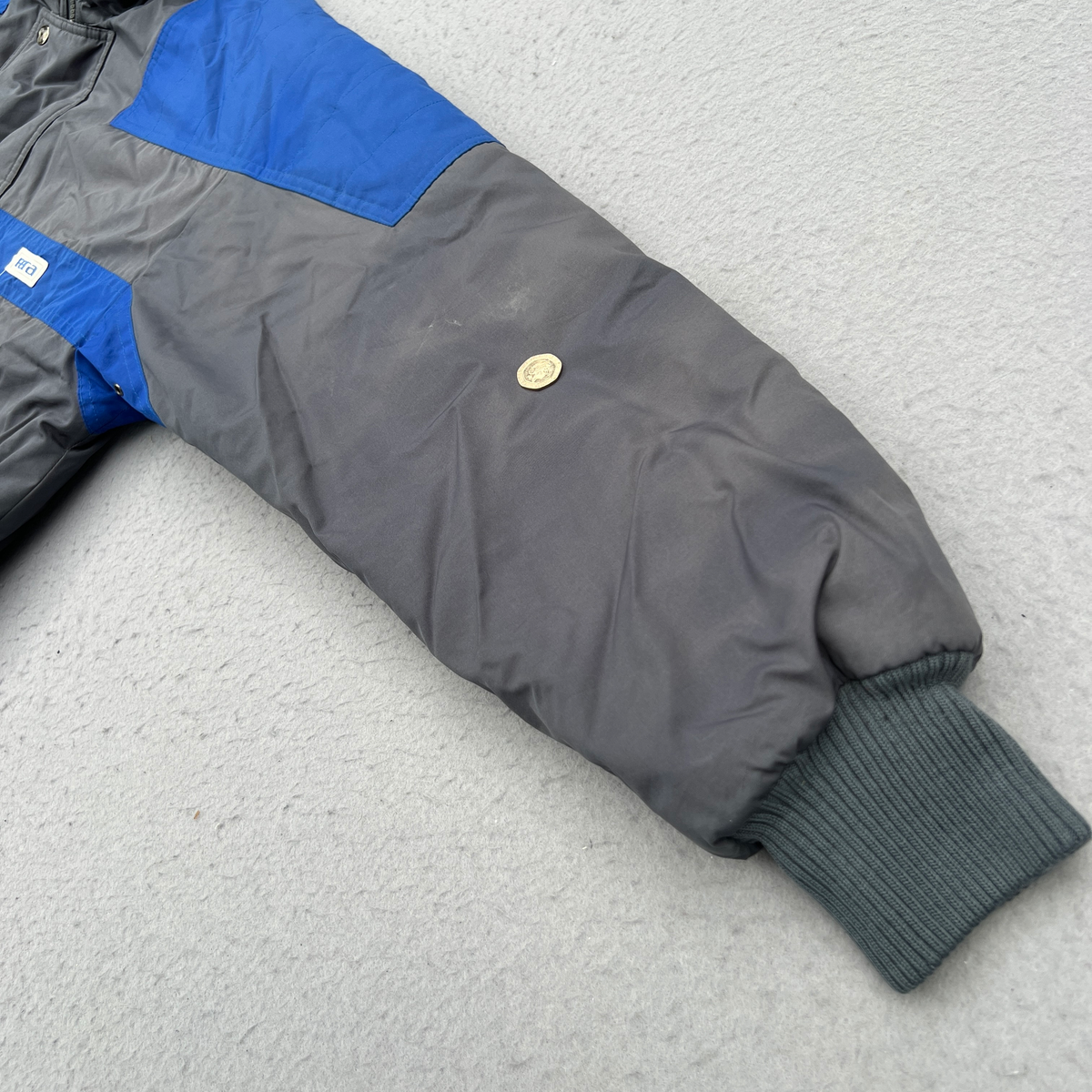 Vintage 80s Fera Skiwear Puffer Jacket Mens M Gray Blue Color Block Ski Bomber