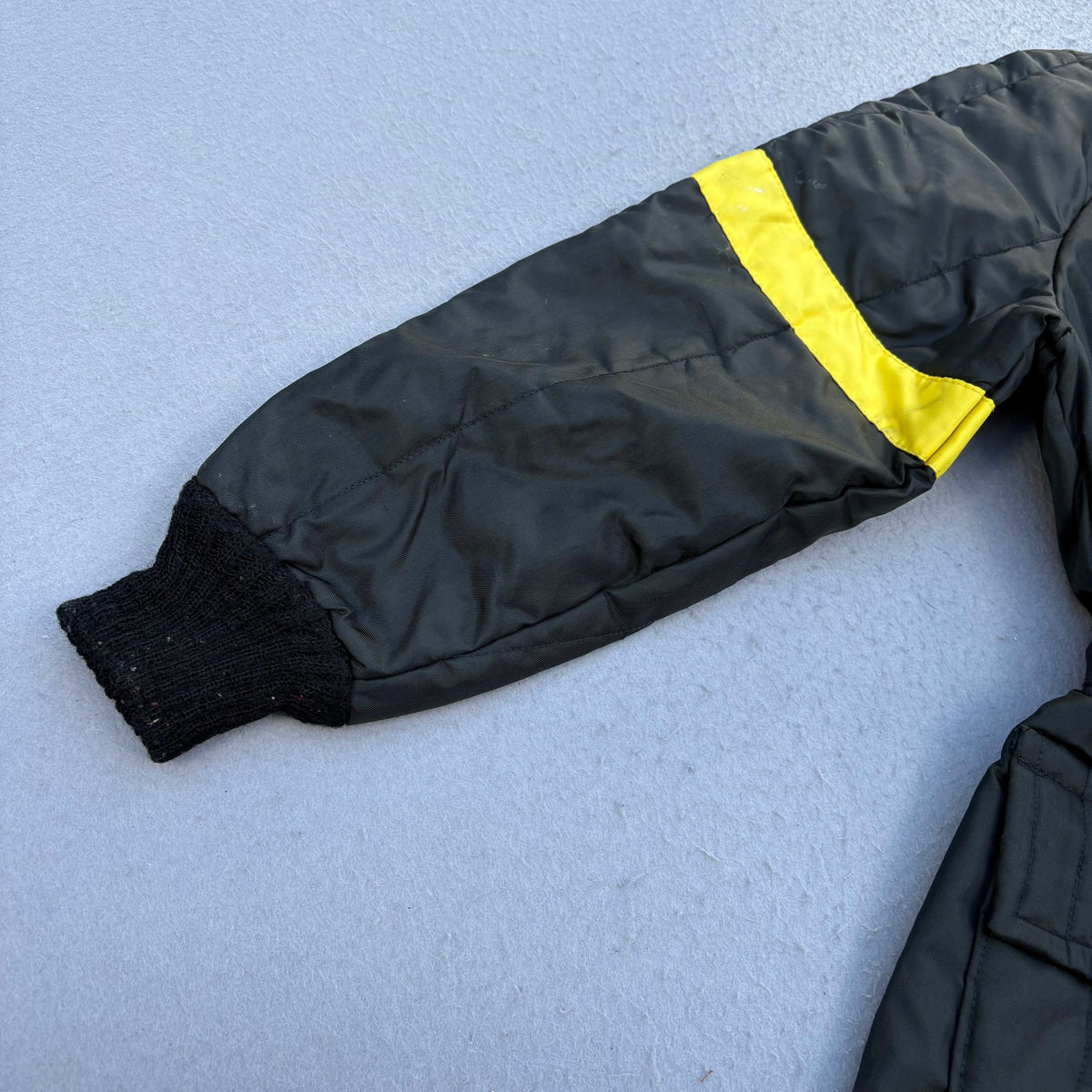 J C Penny 90’s Woman’s Size S One piece Ski Suit Jumpsuit Black With Yellow Accent