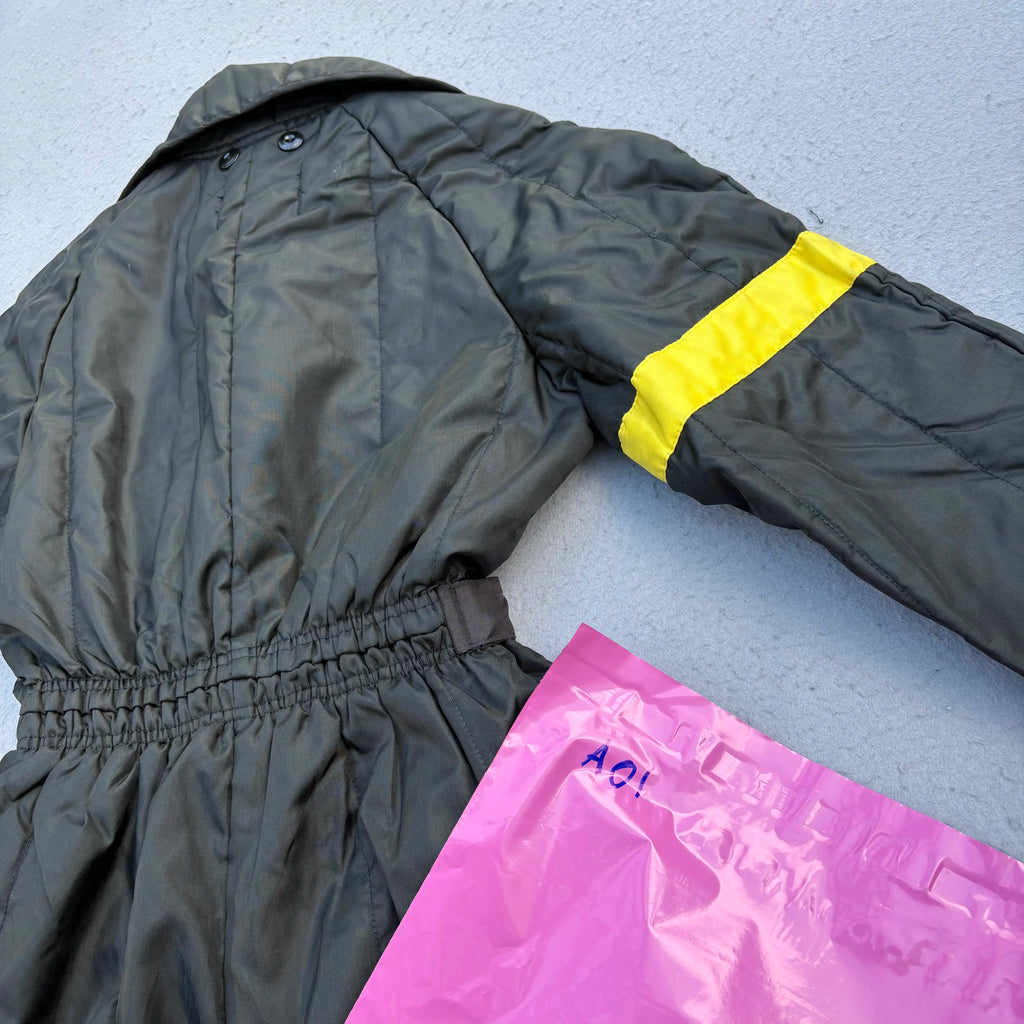 J C Penny 90’s Woman’s Size S One piece Ski Suit Jumpsuit Black With Yellow Accent